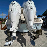 13 1/4 x 17 oppgradert rustfritt stål utenbordsbåtpropeller passer til Yamaha-motorer 50-130 hk, 15 spline tenner, nr. 688-45930-02-00, høyre